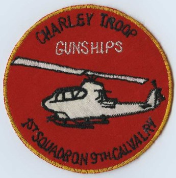 /"HUEY/" HELICOPTER BRAND NEW PATCH 4-3//8/" X 2-3//8/" IRON-ON