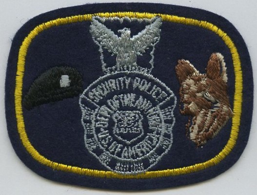 D054 Vietnam USAF 8th Security Police Squadron Dog Patch IR4B 
